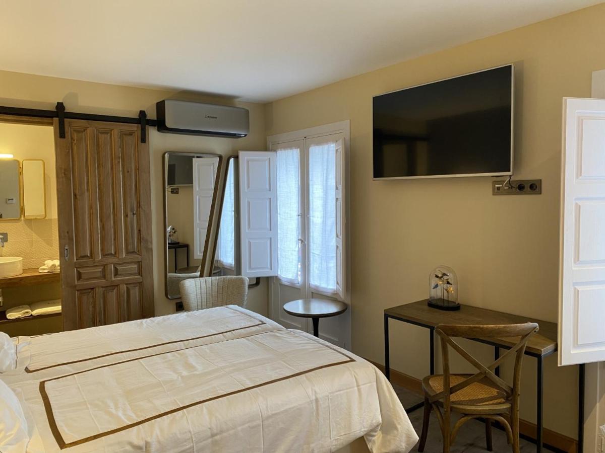 Hotel Boutique Casa Del Comendador Навалькарнеро Экстерьер фото
