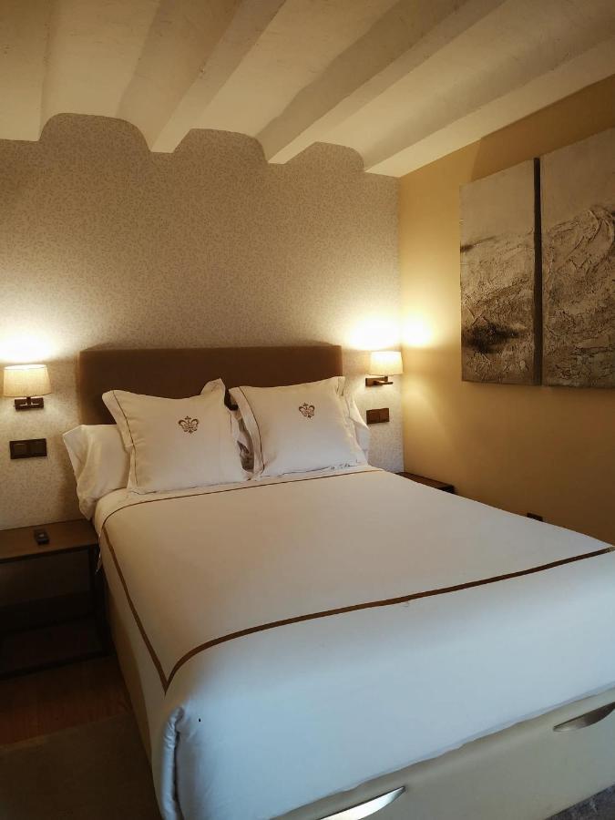 Hotel Boutique Casa Del Comendador Навалькарнеро Экстерьер фото